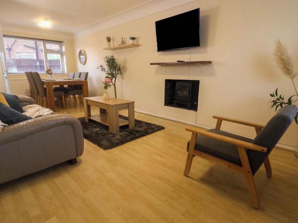 Steam and Stay @ Hoole
