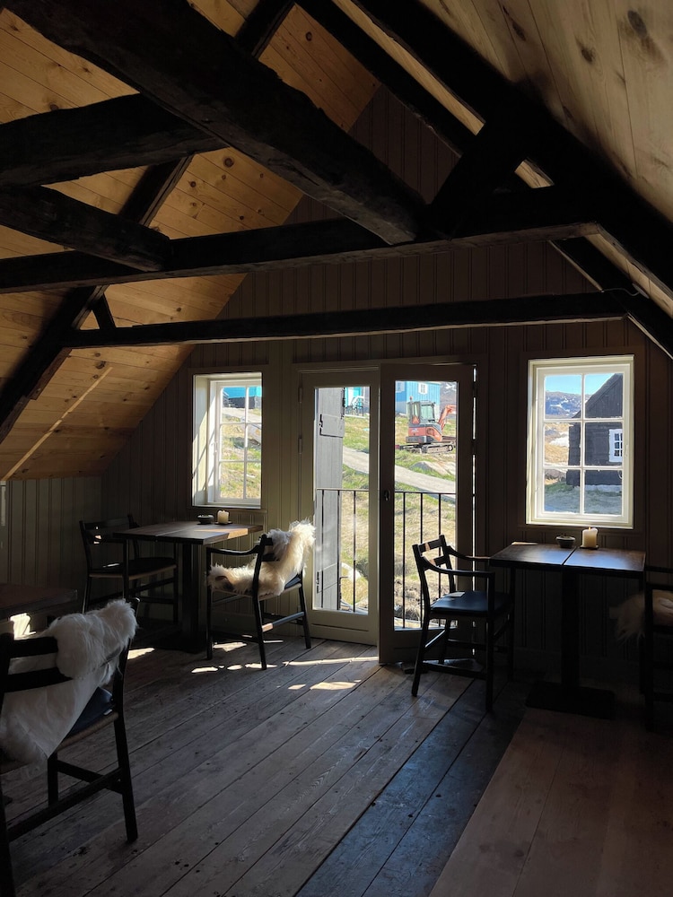 Ilimanaq Lodge - World of Greenland