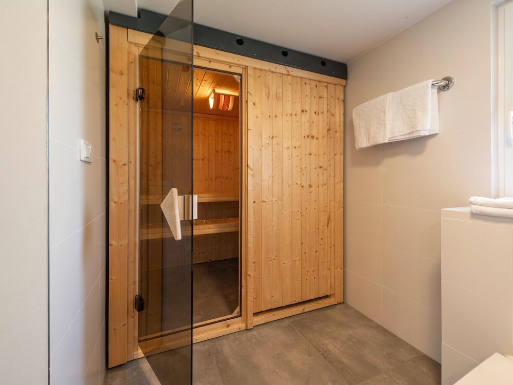 Holiday Home With Sauna in Mistelgau-obernsees