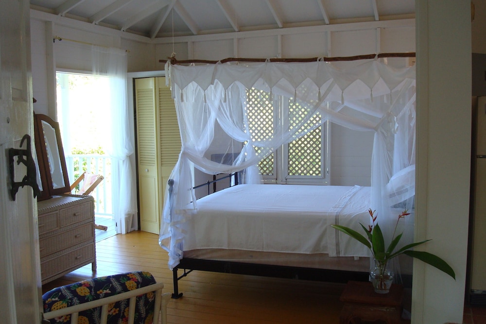 Galley Bay Cottages - Property Image 62