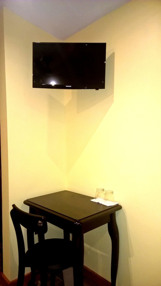 Crystalline Residence at Rasdhoo Island photo 3