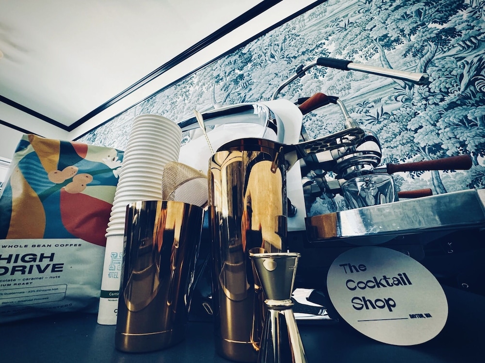 Hotel Hardware