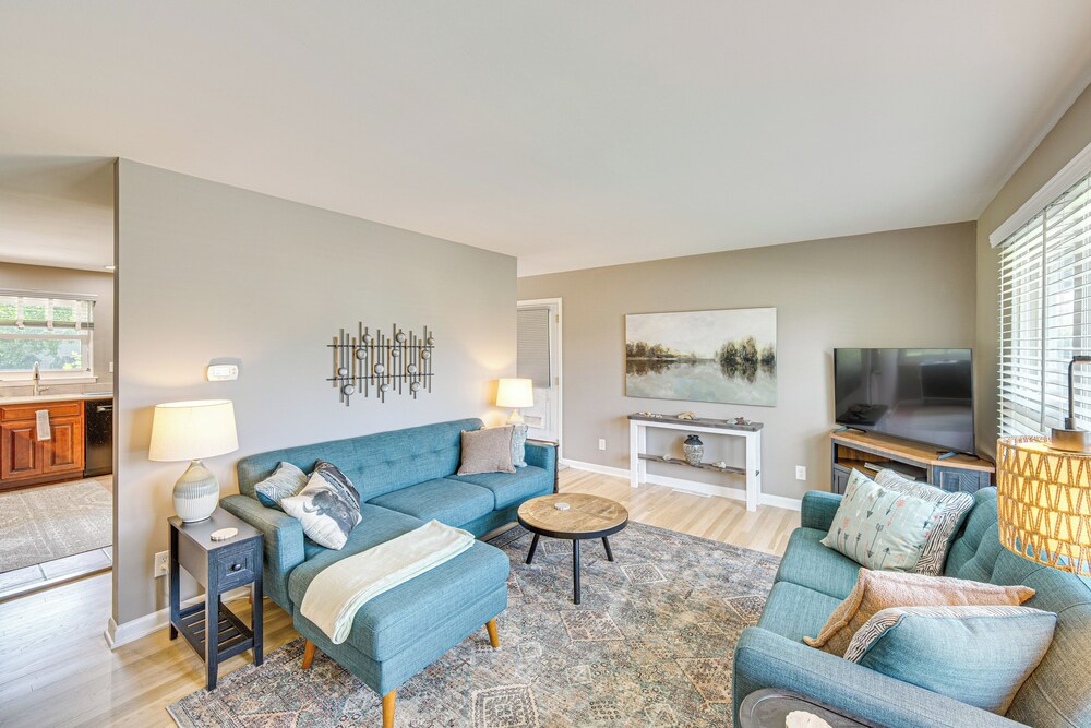 Near Dtwn Harrisburg: Stylish Home w/ Patio & Yard