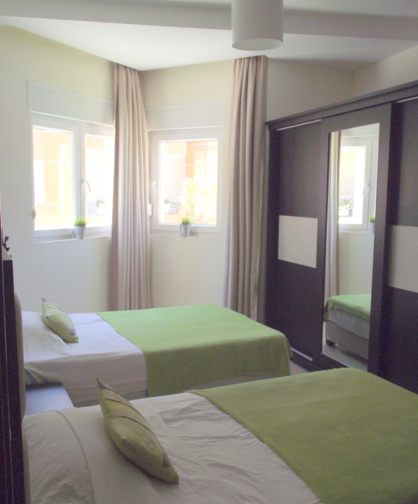 The Dunes Apartments view 5