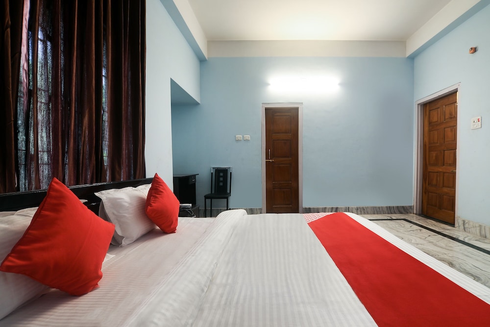 OYO 17077 Elegant Guest House