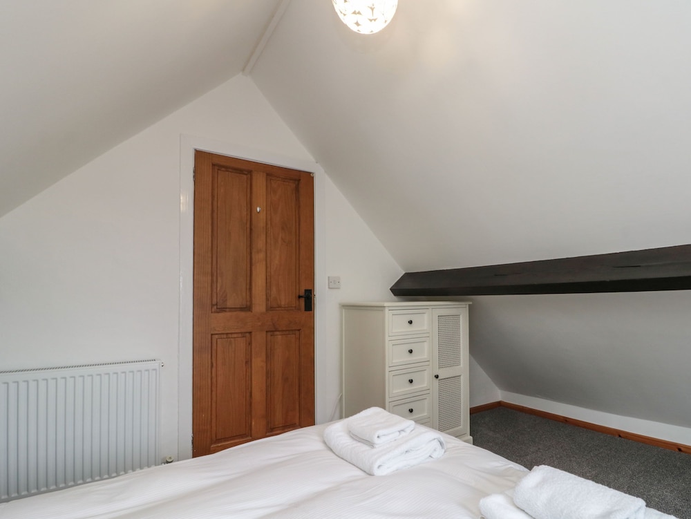 Stable Cottage view 5