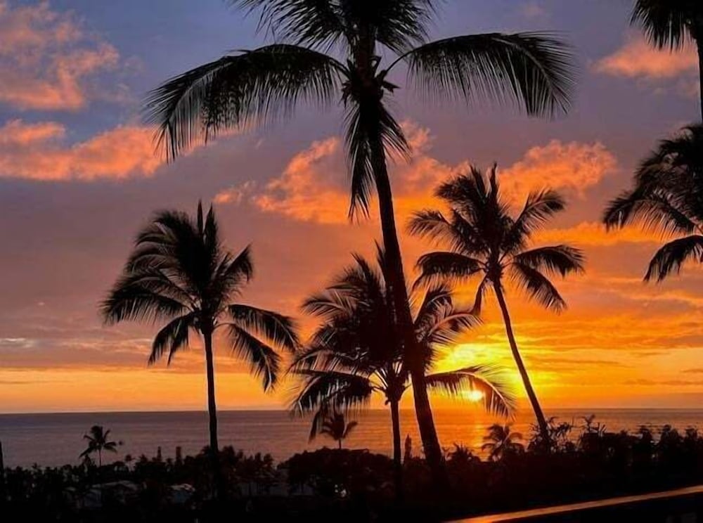 AC Throughout - 2 BDM + Loft - Amazing Ocean Views - Large Lanai - Vrkcv