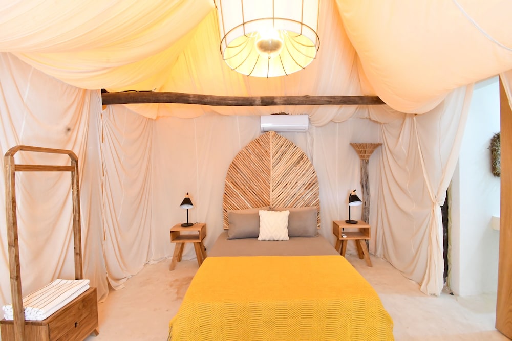 Arena y Mar Seaside Glamping Adults Only
