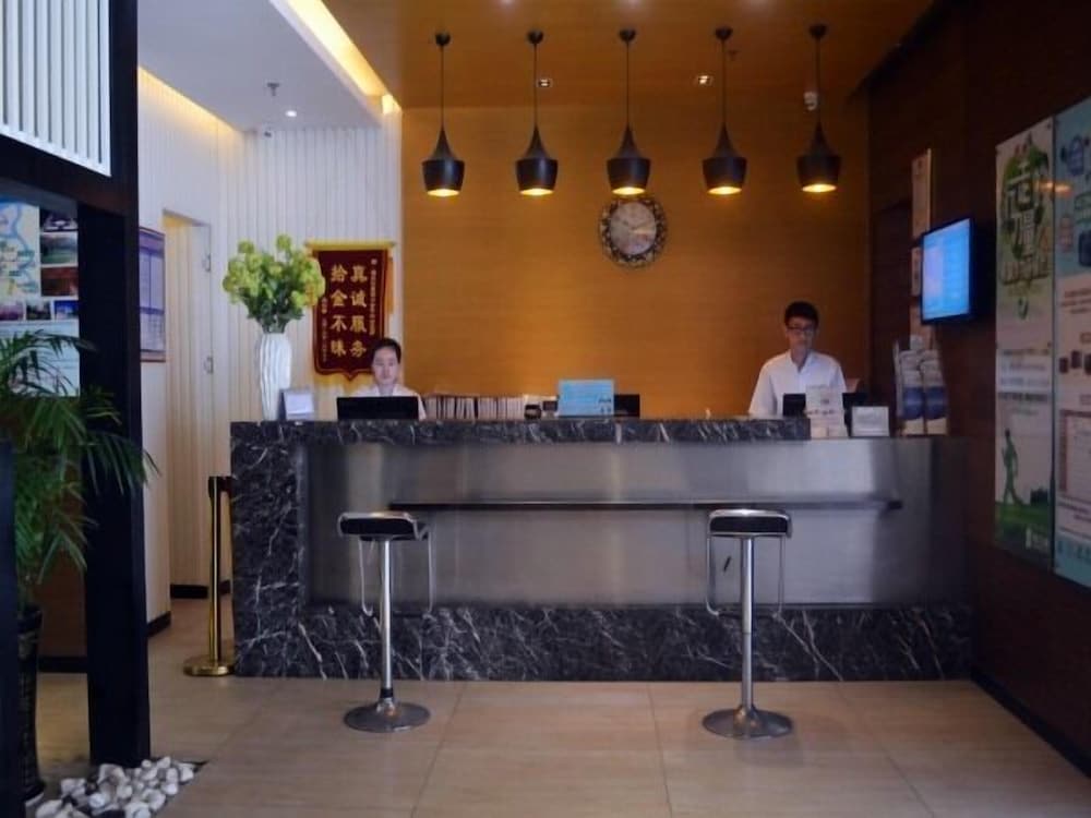 Jinjiang Inn Haikou Jinniu Ling Park
