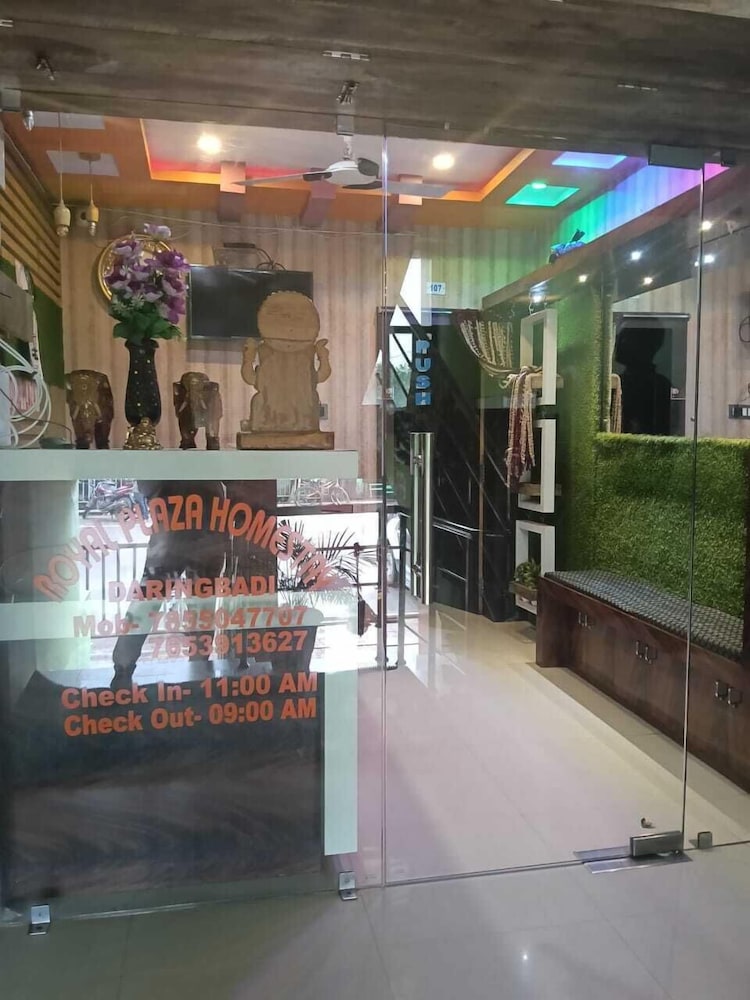Royal Plaza Homestay