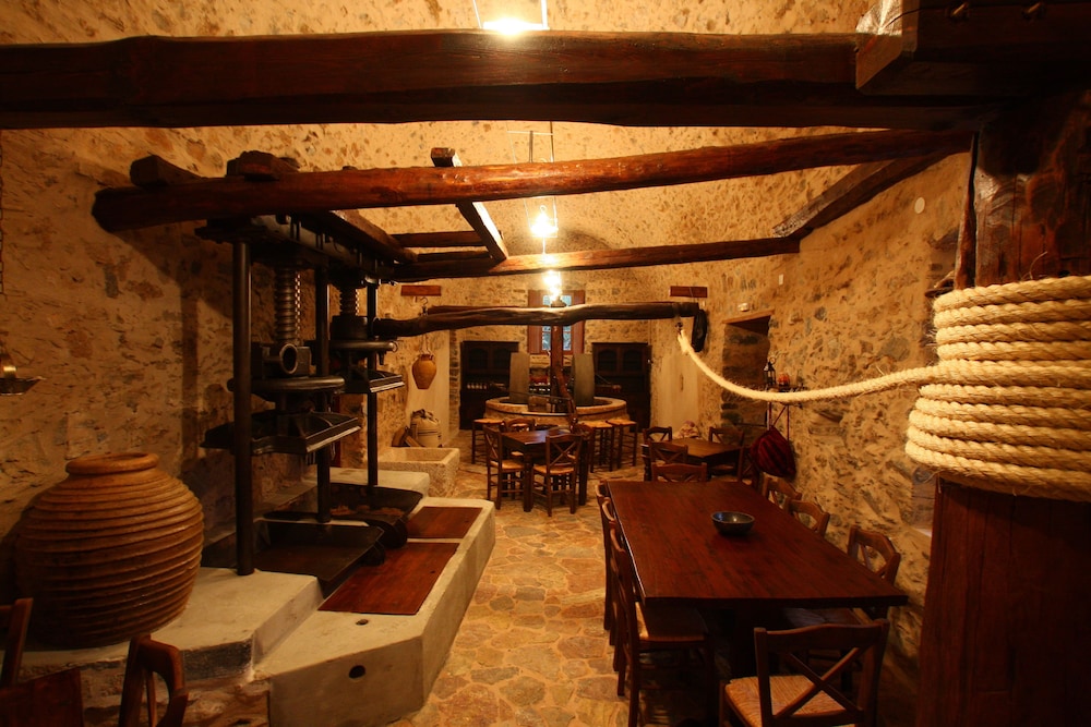 Liotrivi Historical Mansion & Boutique Hotel