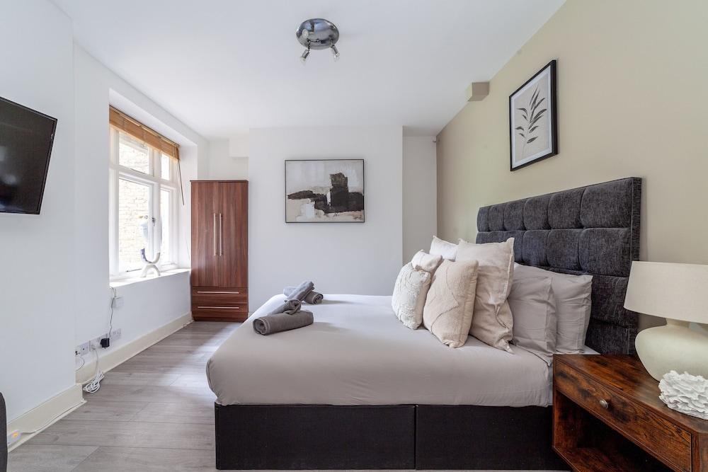 The Maida Vale Flat