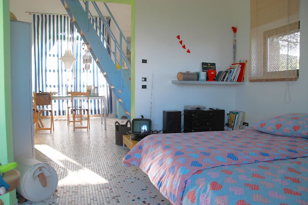 Photo 6
