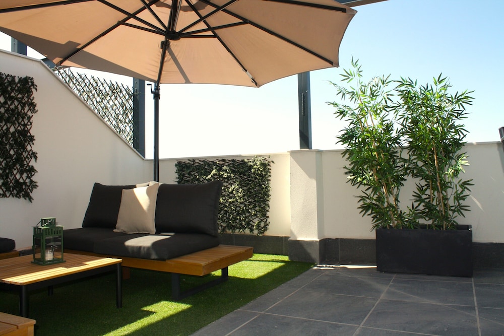 APARTAHOTEL MADRID URBAN SUITES - EDIFICIO EXCLUSIVO - 7 Apartments Boutique Full Equiped