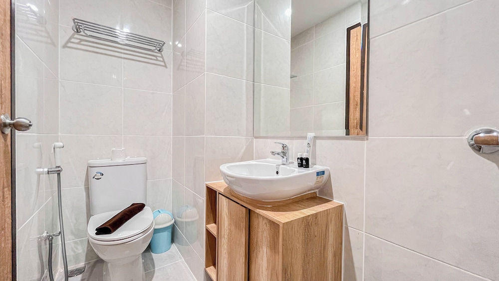 The Good Estate Studio At Delft Ciputra Makassar Apartment