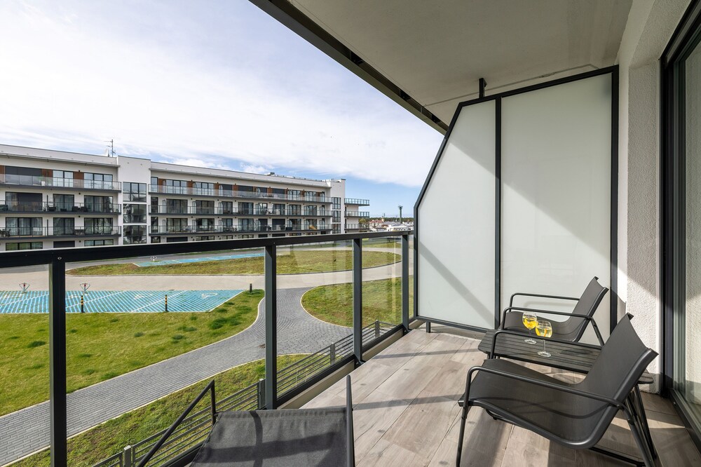 Amazing Studio With Balcony by Renters