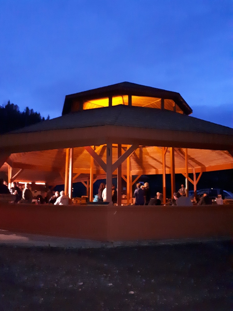 Wells Gray Golf resort and RV park