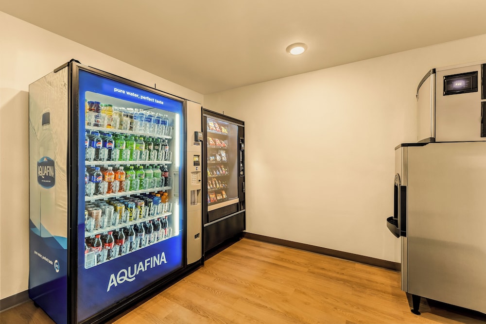 LivAway Suites Salt Lake City-Draper