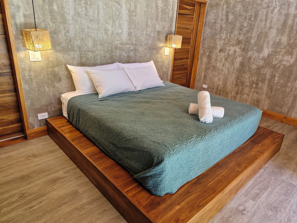 Serenity Sand Bungalow