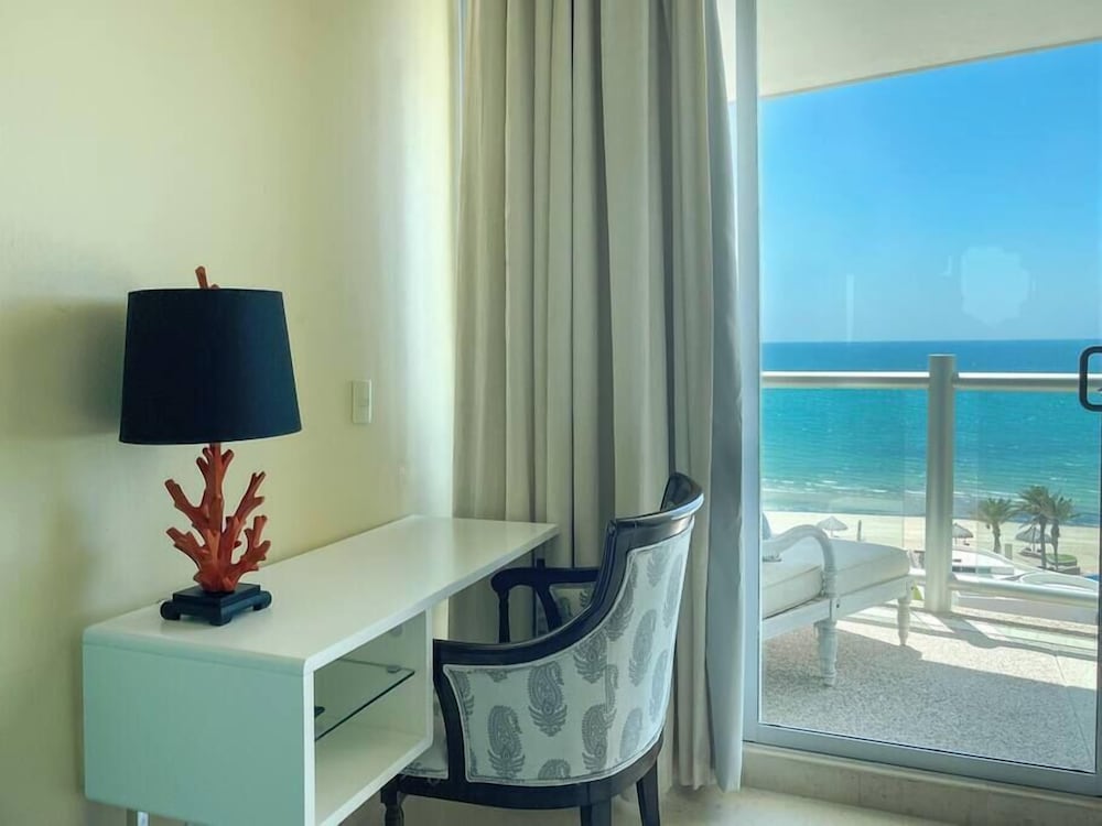 Oceanfront Gem With Pools Private Beach