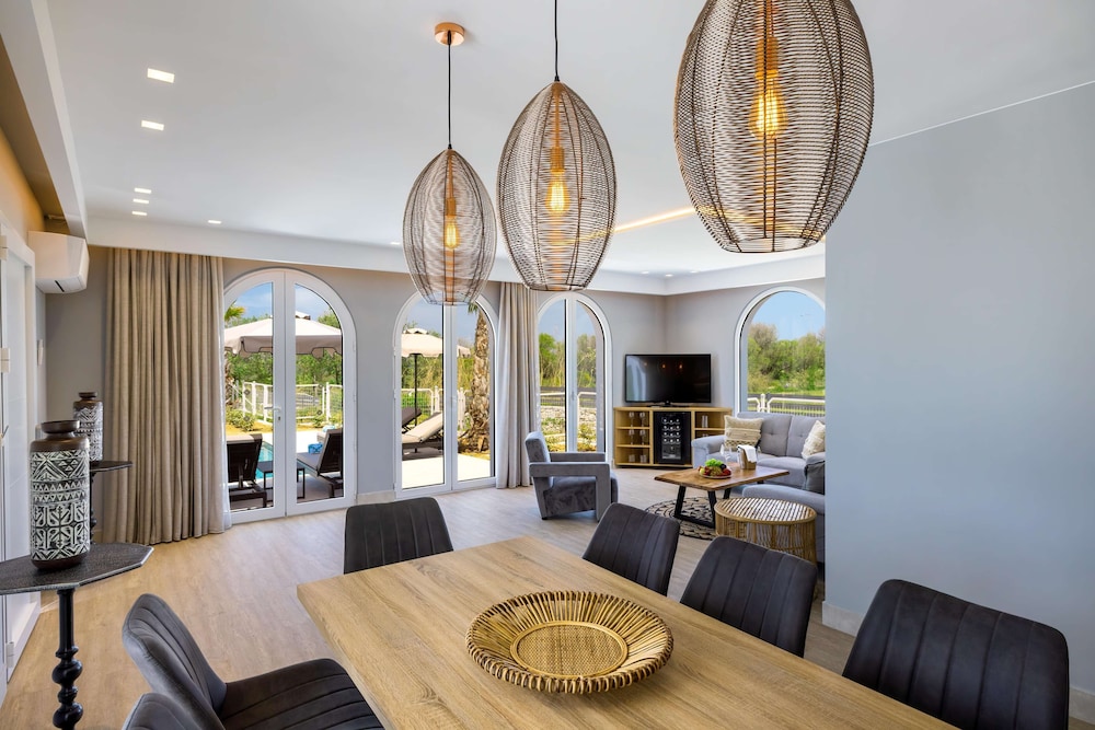 Anemos Luxury Grand Resort