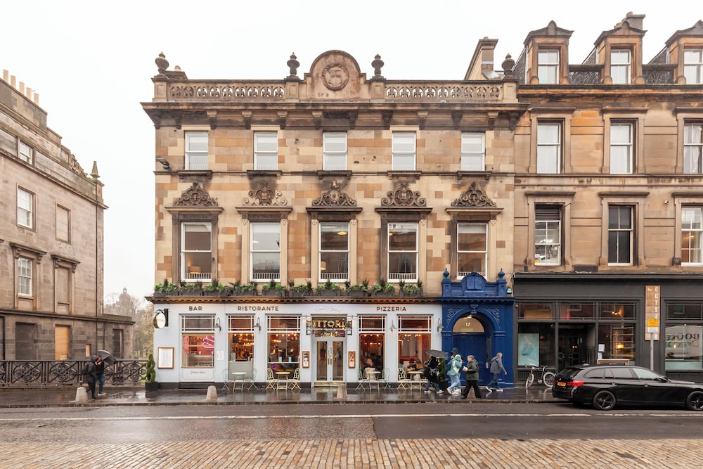 Destiny Scotland George IV Apartments