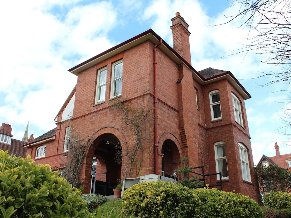 Copper Beech House