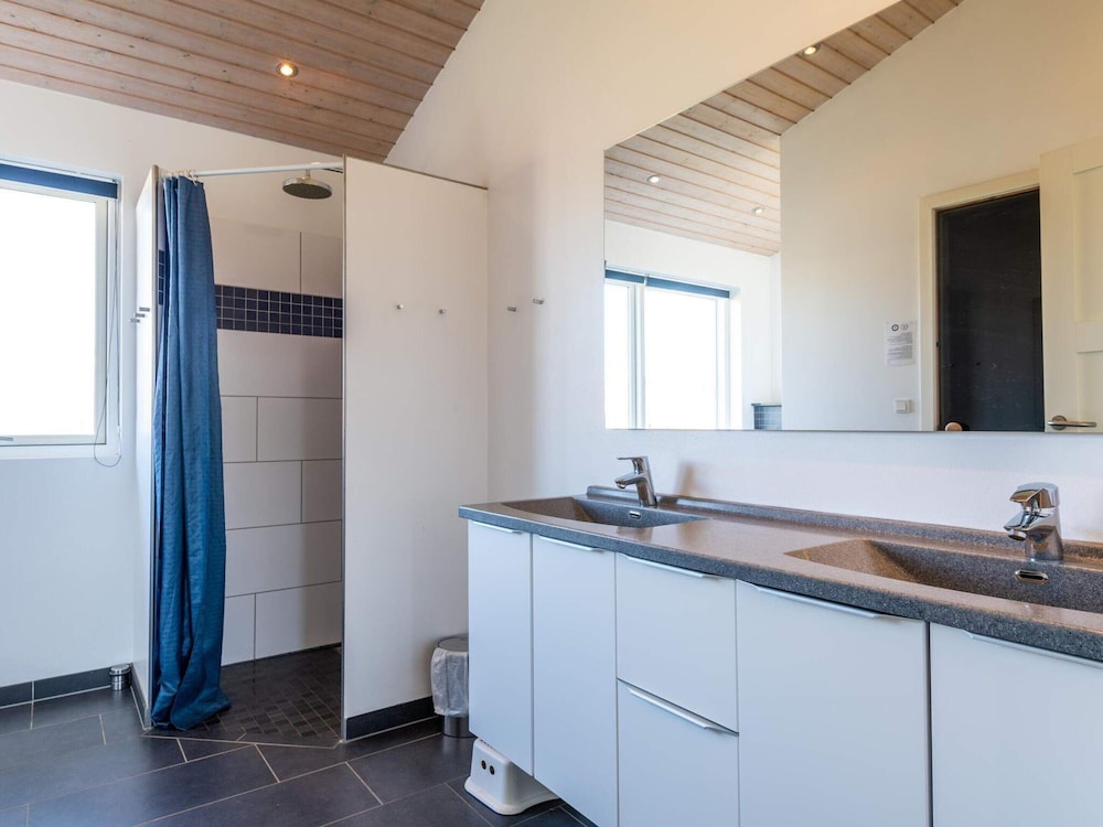 10 Person Holiday Home in Fano view 5