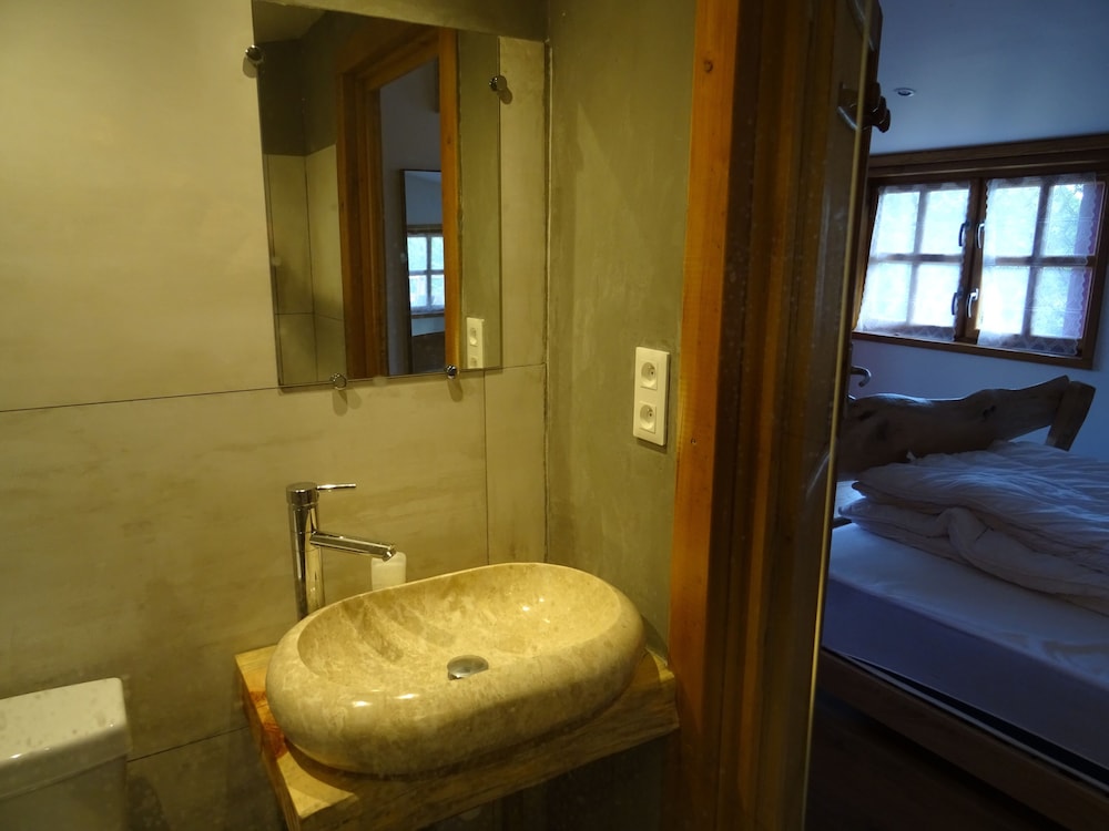 Photo 40