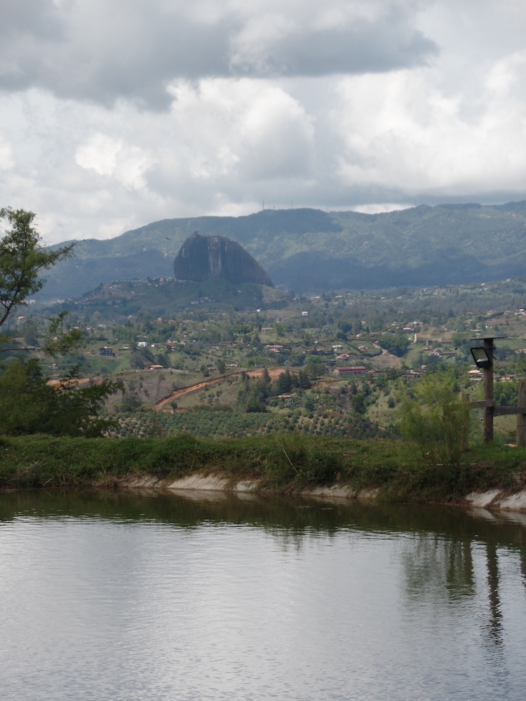 Glamping con Jacuzzi - El peñol Guatapé.
