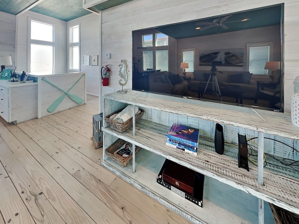 Brew Lagoon by Silver Sands Vacation Rentals