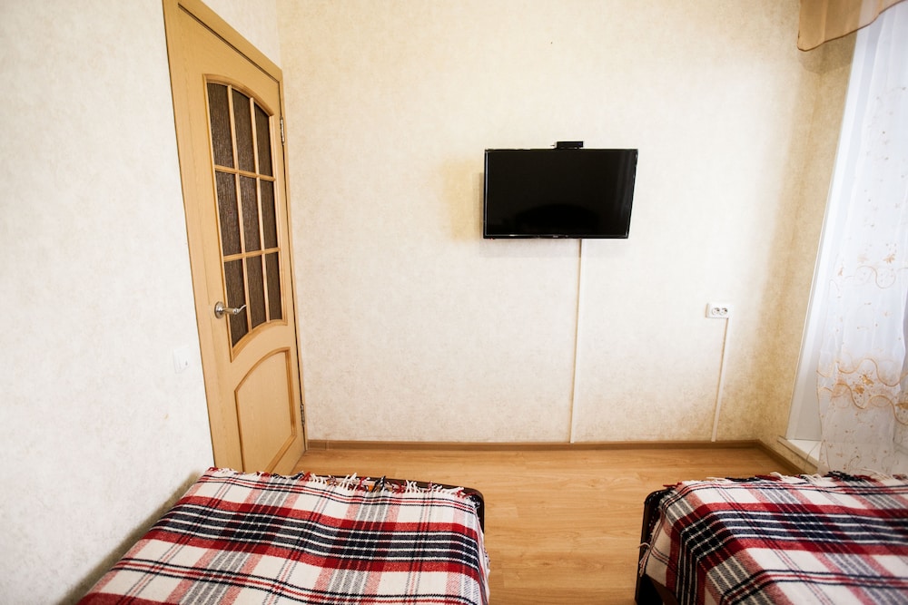 Apartment on Pionerskaya 24 view 3
