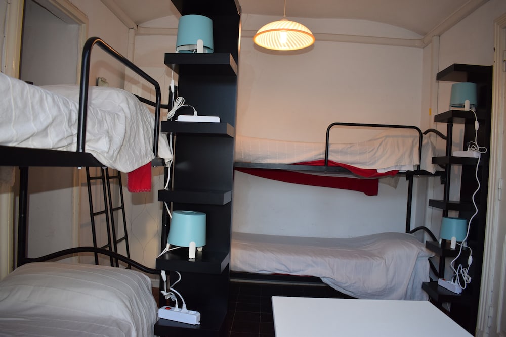 Rose Santamaria Residence - Hostel