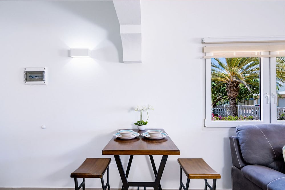 1 MIN Walk 2 Arashi Beach Suite w Roofdeck Pool