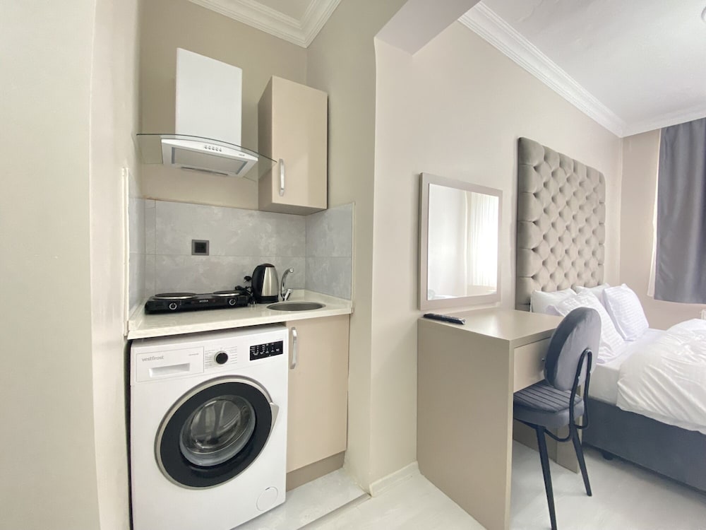 Cozy Studio Flat 1 min to Trump Mall in Sisli