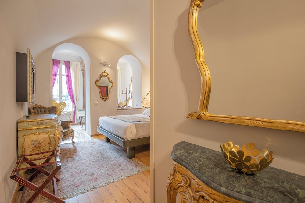 Corte Realdi Suites Piazza Erbe