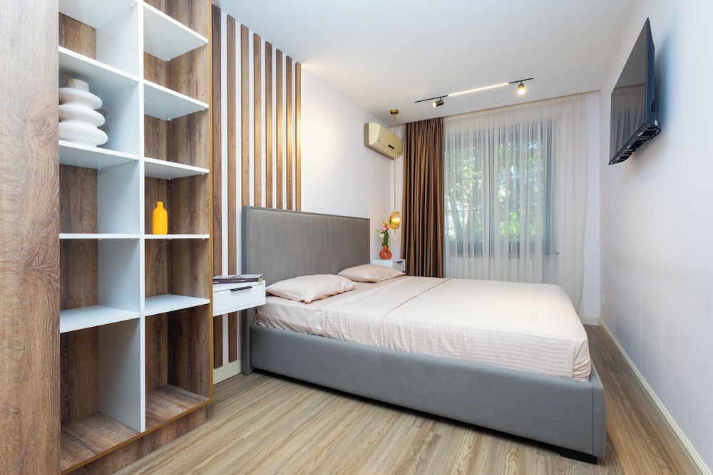 Apartment by Luxe Group ZA222
