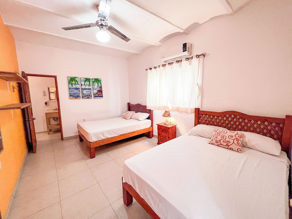 ITH Sayulita Amazing Surf Hostel