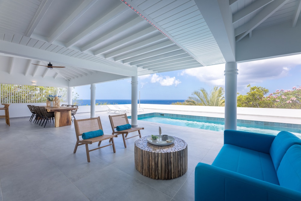 Coral Estate Holidays