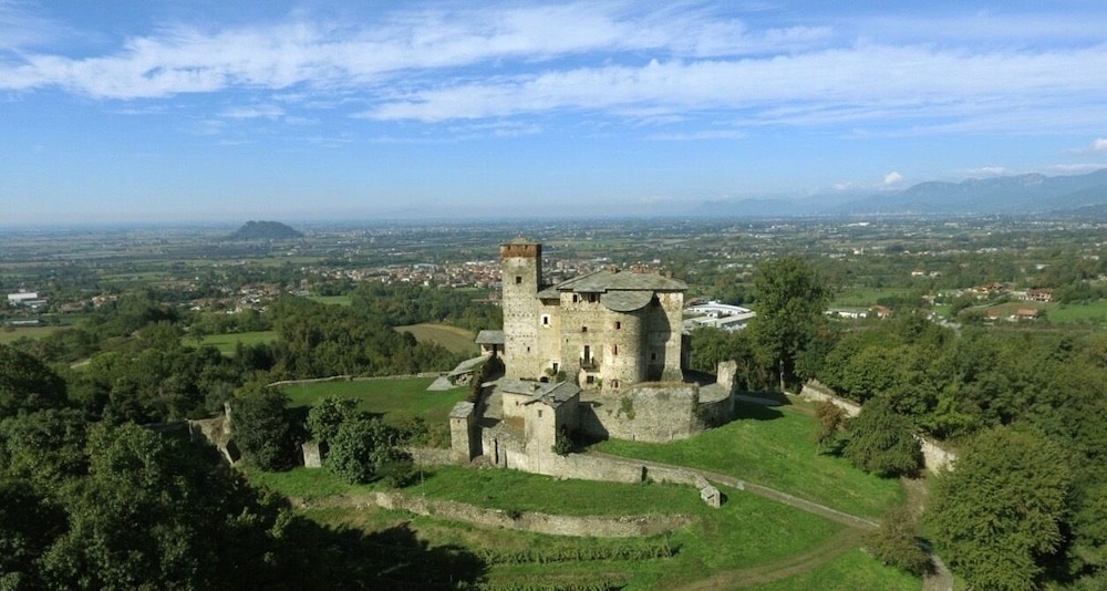 CASTELLO DI BAGNOLO
