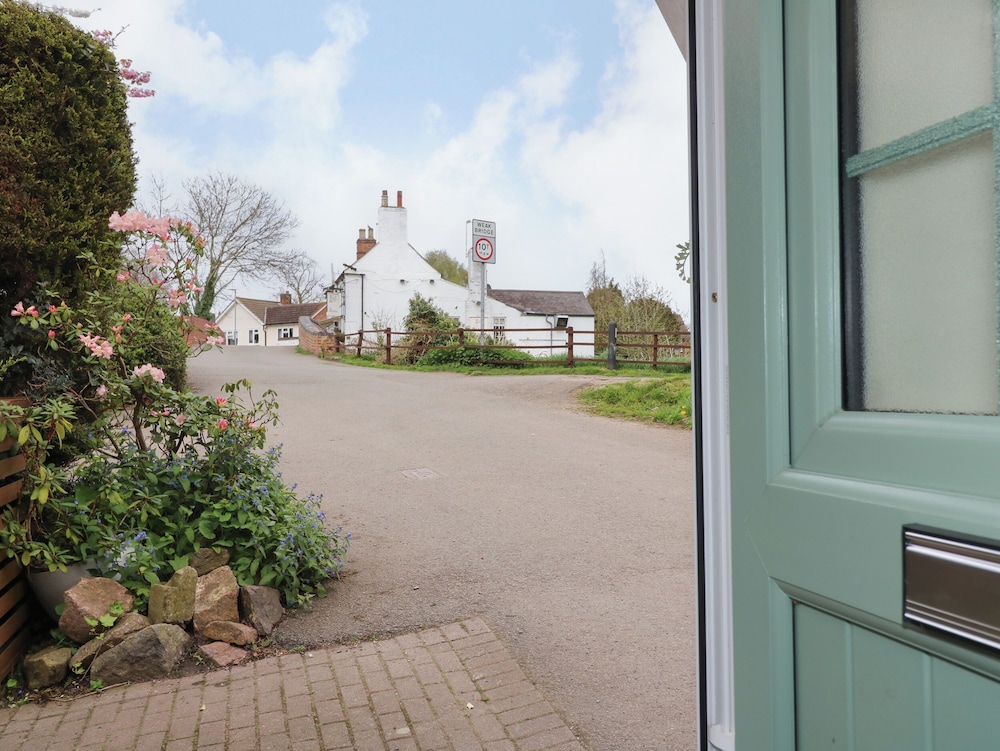 Periwinkle Cottage