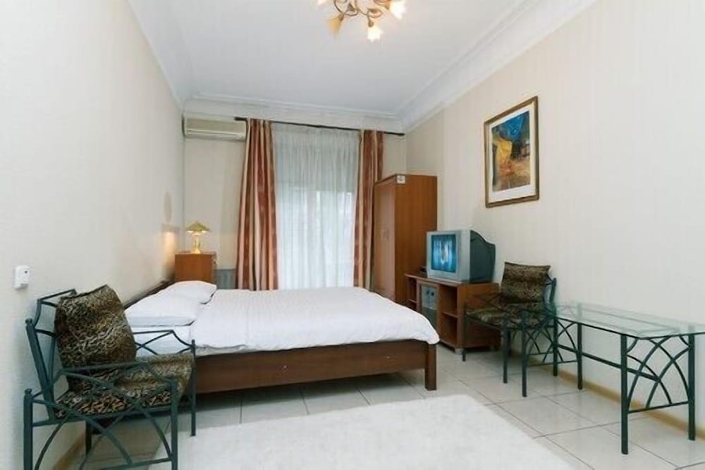 Alma Apartments