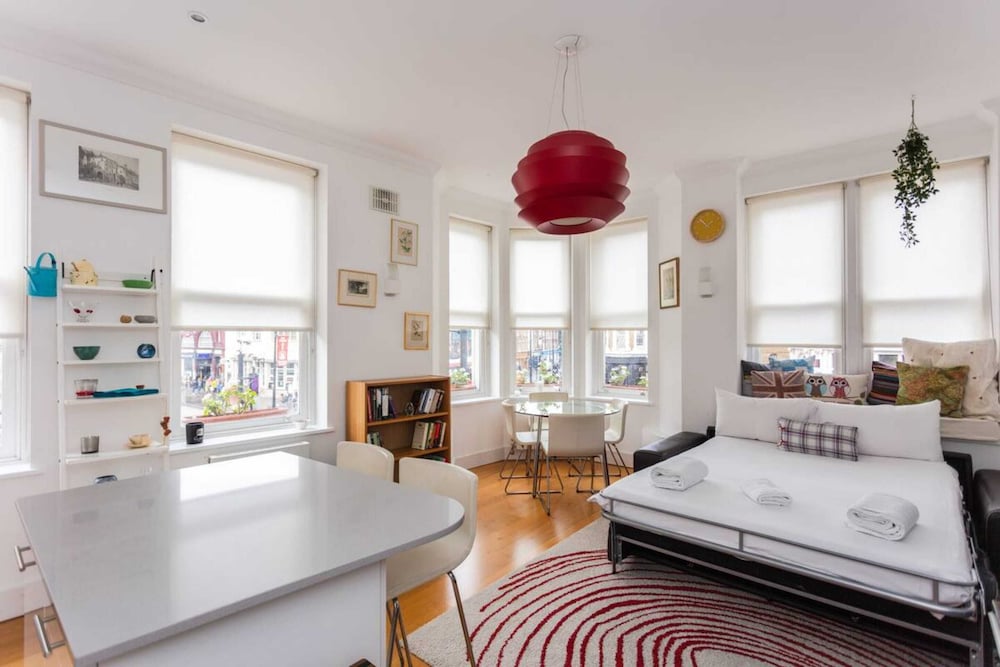 Homely 1 Bedroom Apartment in the Heart of Vibrant Camden