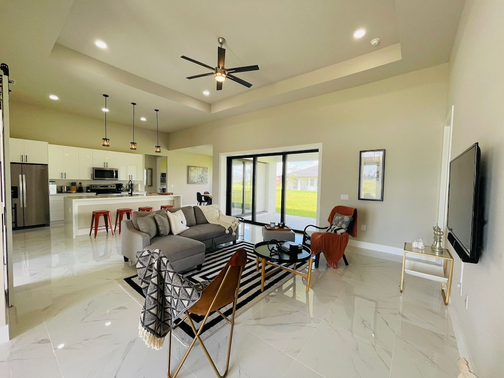 Xlhouse Safe Comfortable Perfect for Big Families