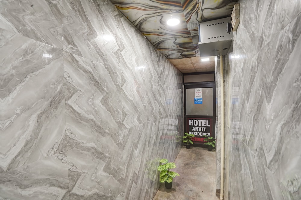 Hotel Anvit Residency - By The Arrow