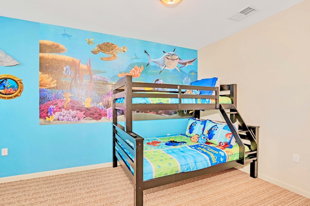 Modern 2BR Condo w Private Patio7 min to Disney
