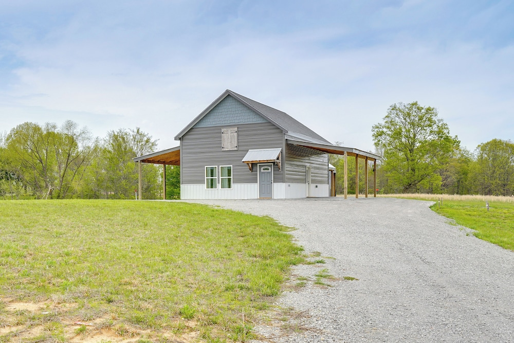 5 Mi to Lake Barkley: Secluded Retreat in Kuttawa