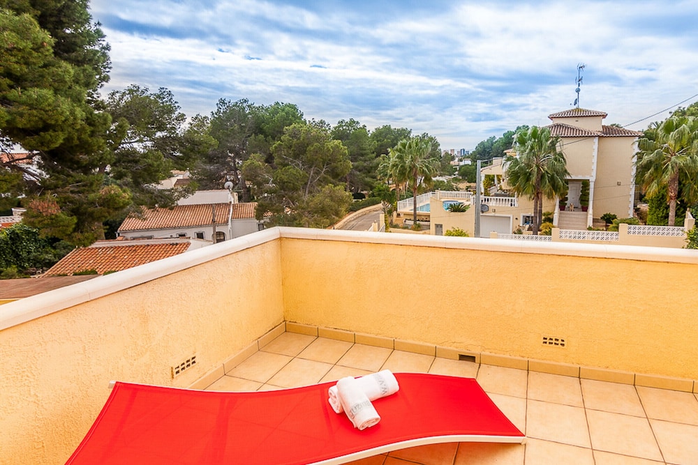 Photo 6