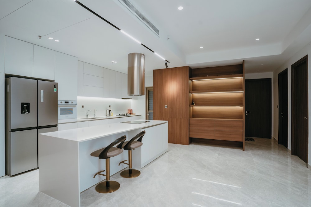 Midtown Premium Apartments
