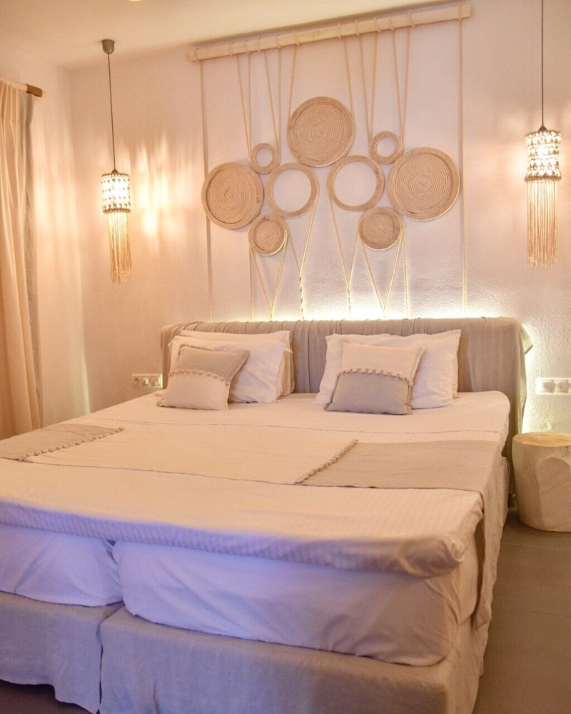 Angelos Design Suites